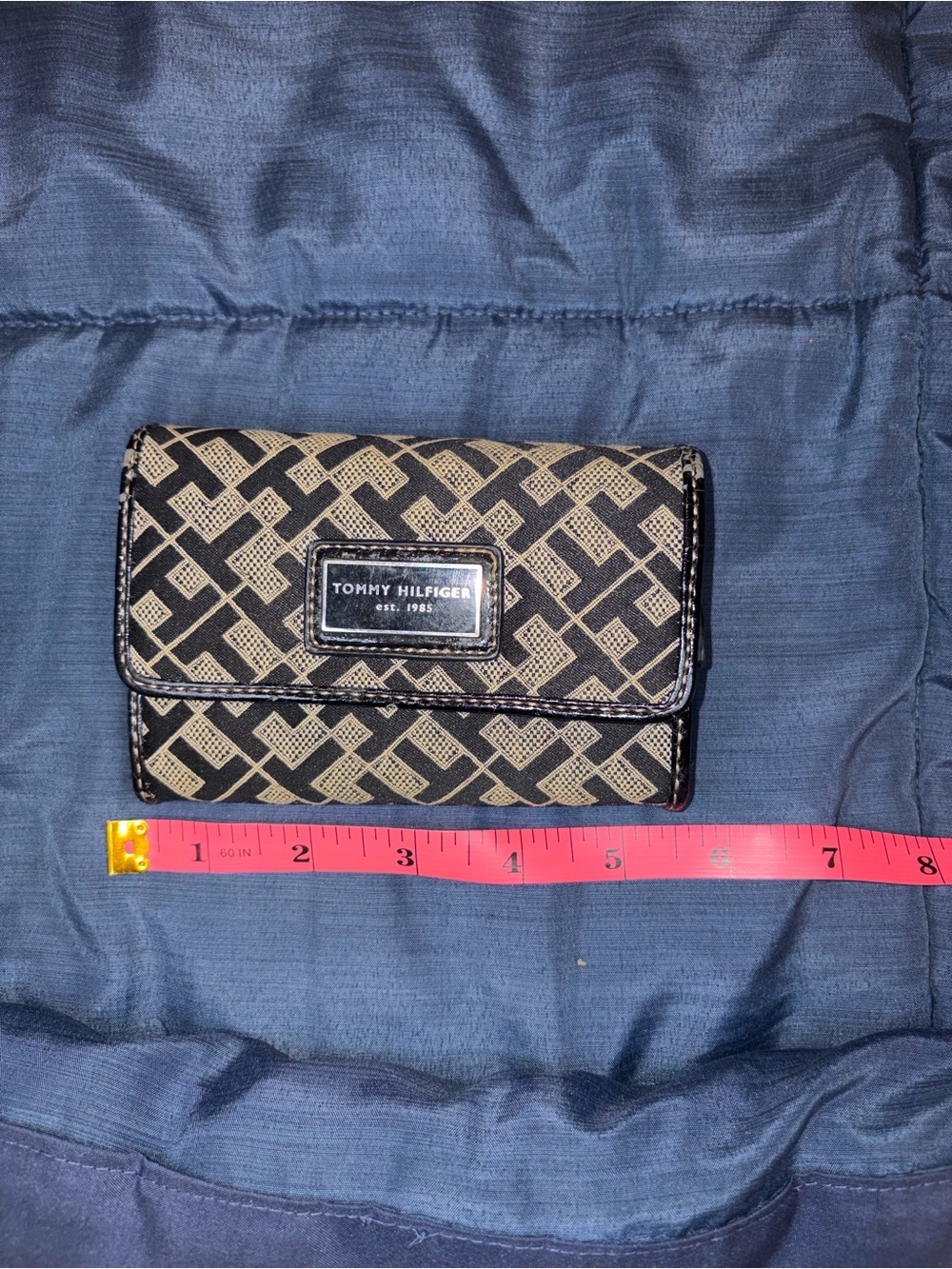 Tommy Hilfiger Black & Tan Monogram Print Snap Wallet Coin Purse - Picture 6 of 7